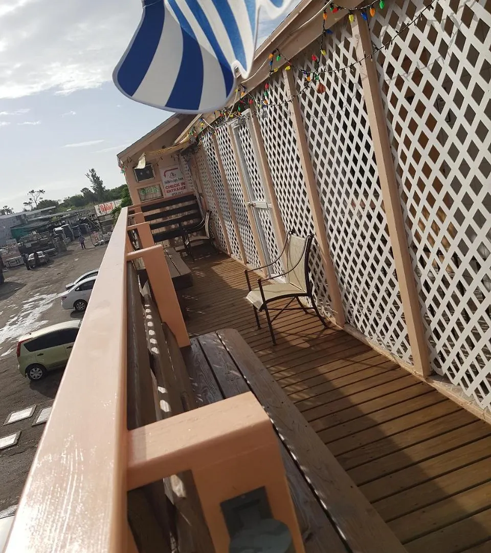 Hibiscus Inn Hotel 나사우